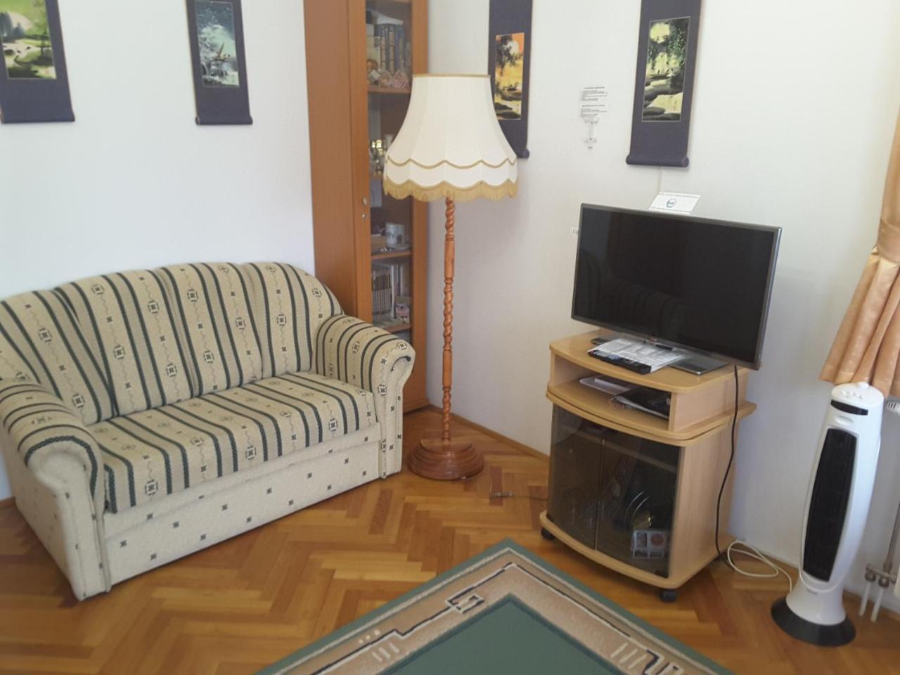 Apartment Dessewffy *